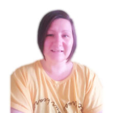 Photograph of Hannah Squires.